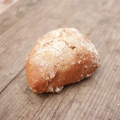 Produktfoto zu Walnuss-Brötchen (Mindestbestellmenge ab 3 Stück)
